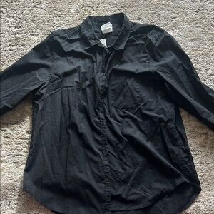 GAP women’s  Black Shirt